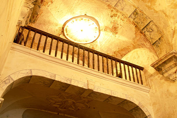 istock Calvario Church 92511929