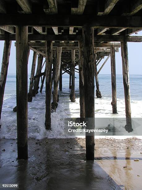 Photo libre de droit de Sous La Jetée banque d'images et plus d'images libres de droit de Californie - Californie, Eau, Image en couleur