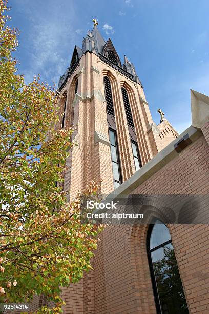 Igreja De Arquitetura - Fotografias de stock e mais imagens de Arquitetura - Arquitetura, Arranjar, Campanário - Caraterística Arquitetural