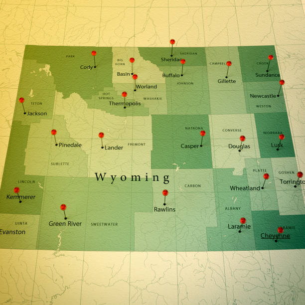 istock Wyoming Map Square Cities Straight Pin Vintage 925170382