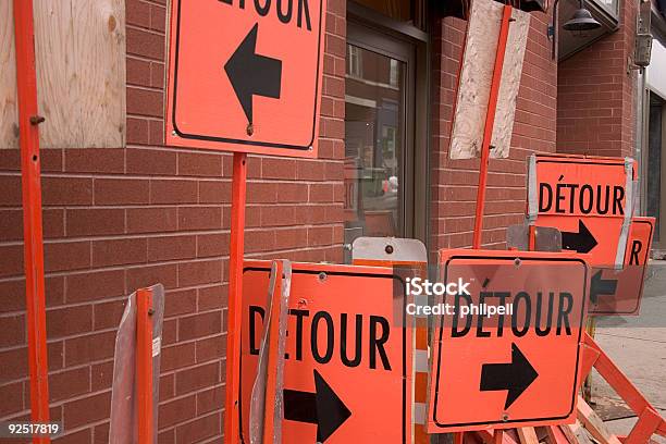 Znaki Drogi Objazdów - zdjęcia stockowe i więcej obrazów Blokada drogowa - Blokada drogowa, Budowa dróg, Błąd