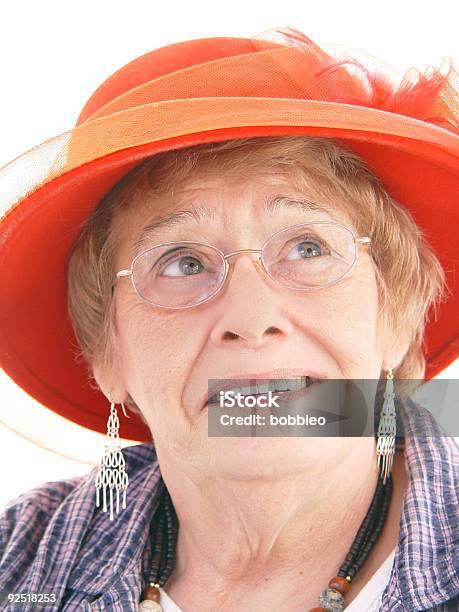 Seniorred Hat Onorevoli Club - Fotografie stock e altre immagini di 70-79 anni - 70-79 anni, Adulto, Allegro