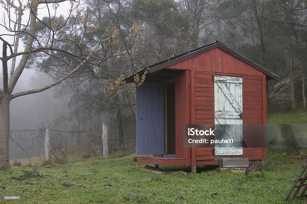 Red Shed - Foto de stock de Aberto royalty-free