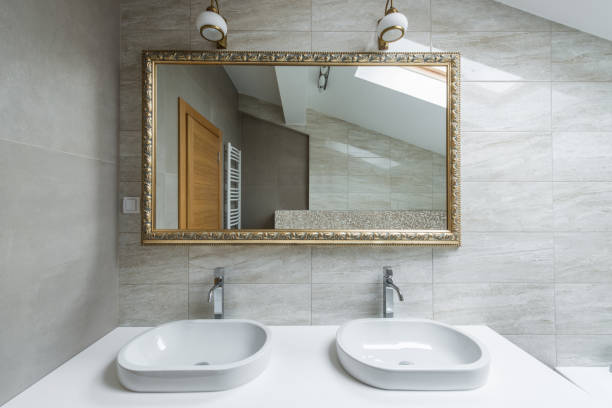 istock Interior of a luxury bathroom in loft apartment 925189956