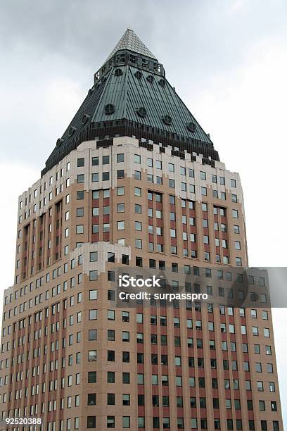Budynek W Nowym Jorku - zdjęcia stockowe i więcej obrazów Bez ludzi - Bez ludzi, Biurowiec, Biznes