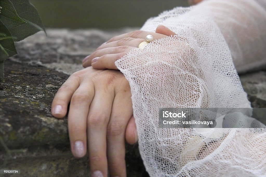 Noiva de mãos e pérolas - Royalty-free Acontecimentos da Vida Foto de stock