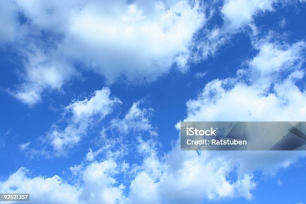 Chmury - zdjęcia stockowe i więcej obrazów Aura - Aura, Bez ludzi, Chmura