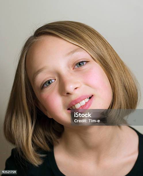 Ładny Dziewczyna - zdjęcia stockowe i więcej obrazów Blond włosy - Blond włosy, Dziecko, Dziewczyny