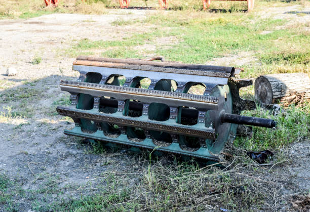 istock Threshing drum of combine harvester 925241236