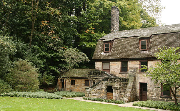 istock Historical Building - Youngstown, Ohio 92524405