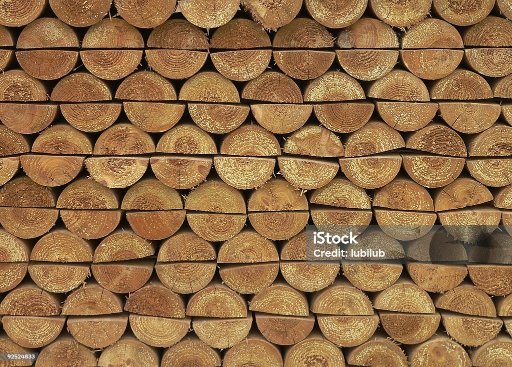 Pile de woodlogs. - Photo de Poteau en bois libre de droits