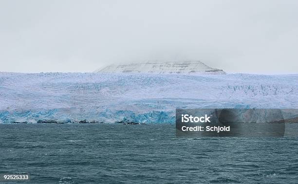 Spitzbergen Stockfoto und mehr Bilder von Arktis - Arktis, Berg, Blau