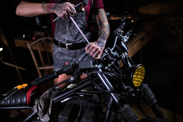 istock Motorcycle repair shop 925259534