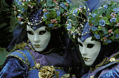 Couple of beautiful female masks at carnival in Venice (XXL)