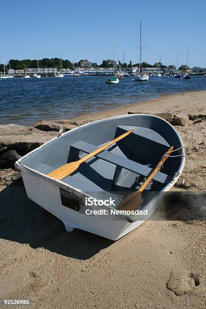 Photo libre de droit de Bateau À Rames banque d'images et plus d'images libres de droit de Artisanat - Artisanat, Bateau à rames, Caractéristiques côtières