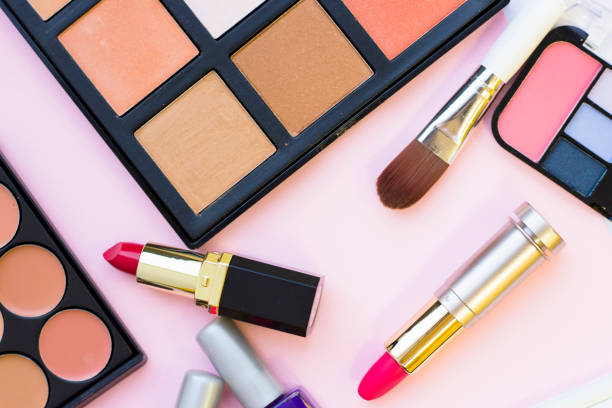 istock Cosmetic products on pastel colors background 925299748