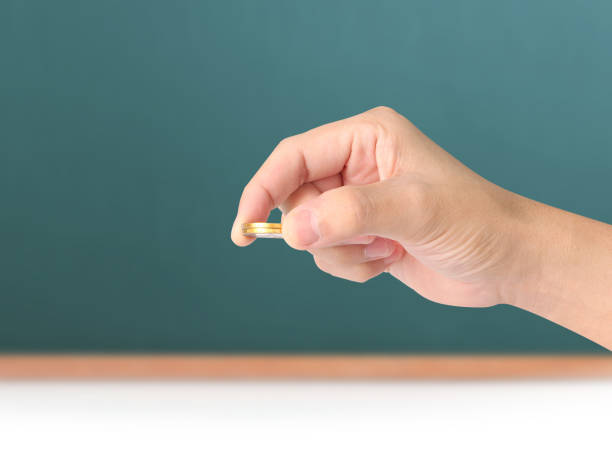 istock Hand human hand putting coin to money 925319864