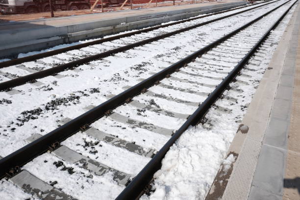 istock tracks in the snow-covered station 925324624