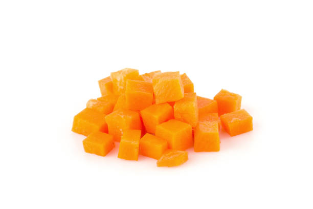 istock Chopped carrot slices isolated on a white background 925357908