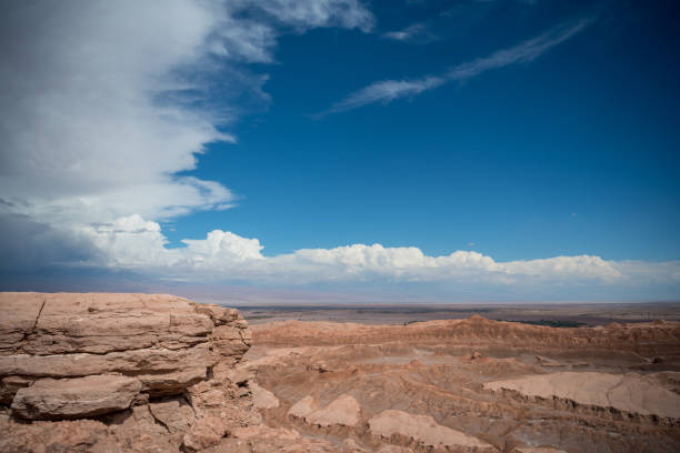 istock Rock formations and mountains, Atacama desert - Moon valley mountains 925386412
