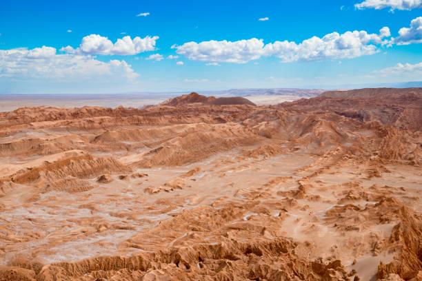 istock Rock formations and mountains, Atacama desert - Moon valley mountains 925386788