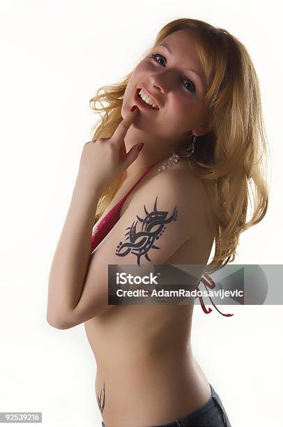 Menina Tatuagem - Fotografias de stock e mais imagens de Adolescente - Adolescente, Adolescência, Adulação