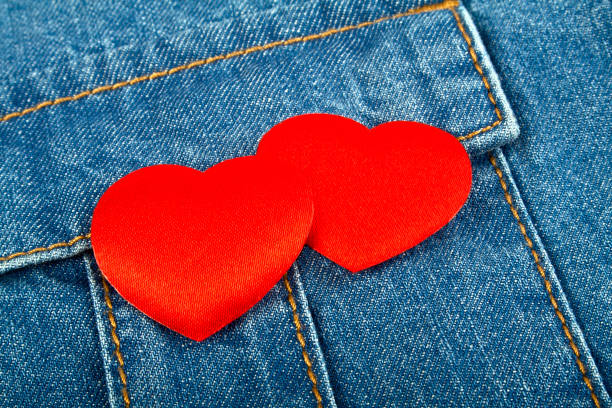 istock Red hearts in jeans pocket 925407672