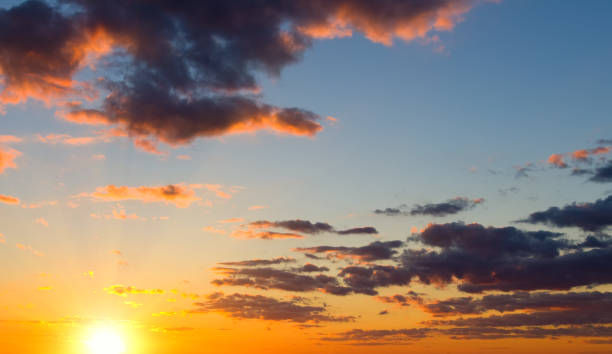 istock Sunset at sea in summer 925412966