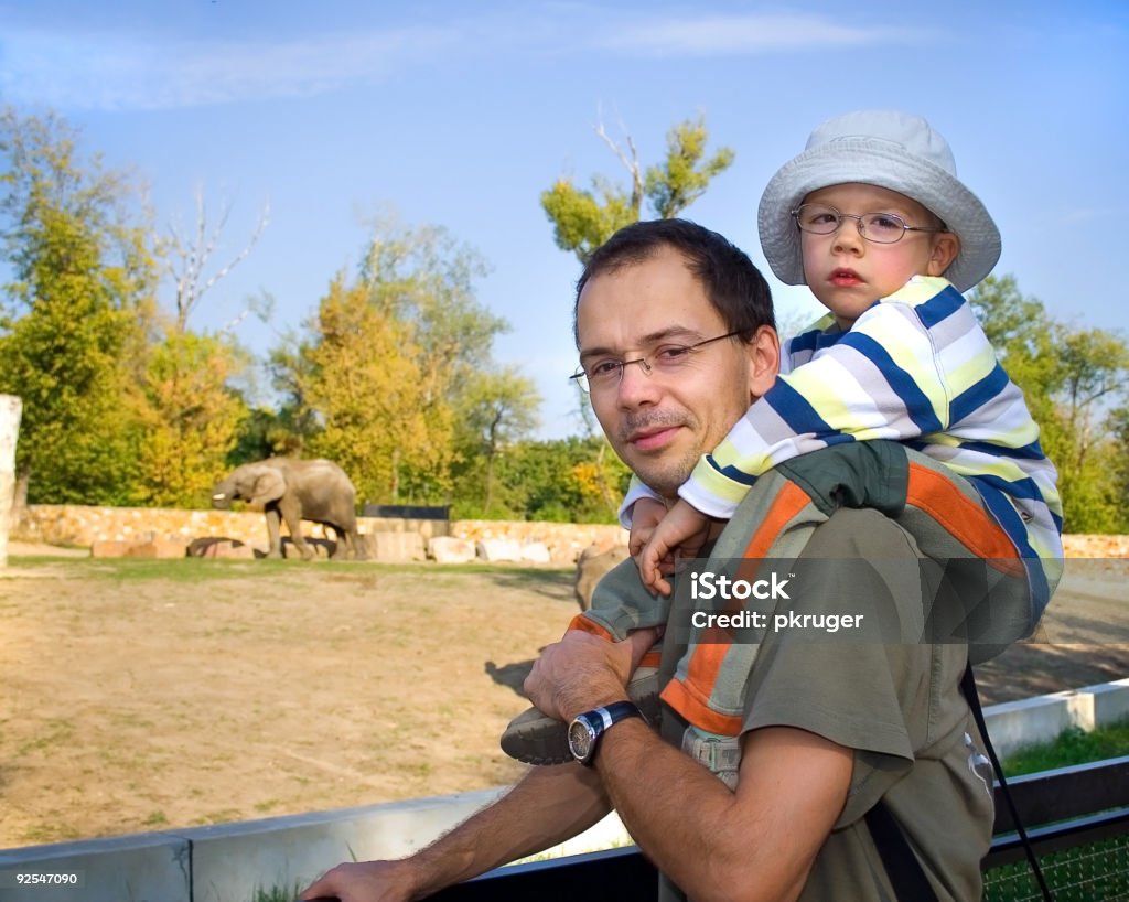 Padre con figlio - Foto stock royalty-free di Bambino