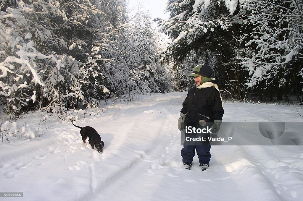 Escena de invierno - Foto de stock de Niños libre de derechos