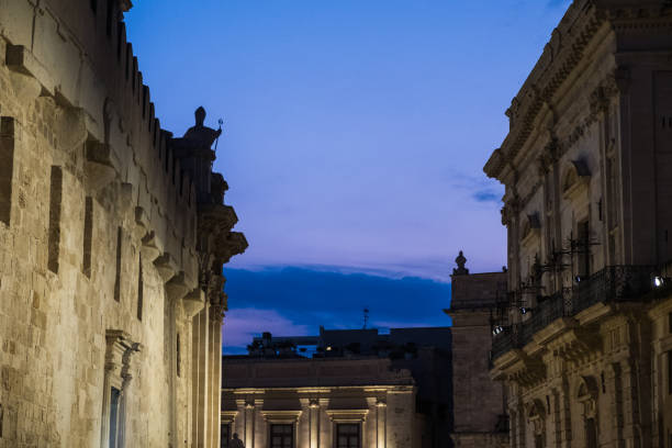 istock Sunset panorama of Ortigia square 925505214