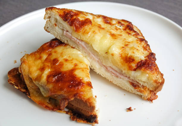 istock Croque Monsieur sandwich 925510862