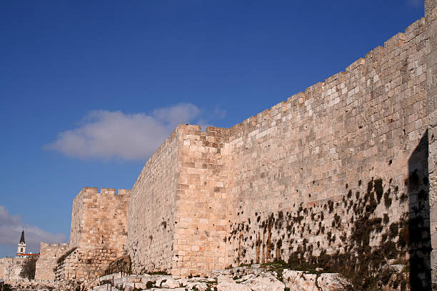istock Wall of Jerusalem Old city 92551122