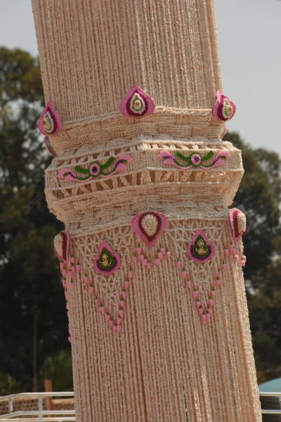 istock Garlands made of popped rice. 925516802