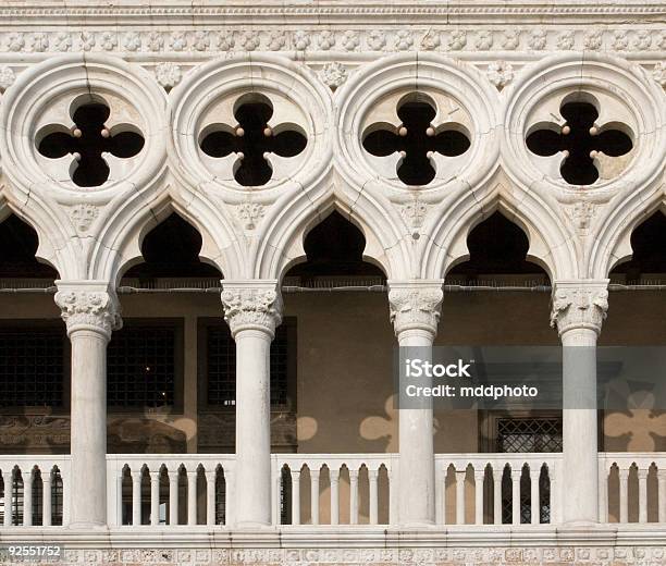 Photo libre de droit de Gothique Italien banque d'images et plus d'images libres de droit de Arc - Élément architectural - Arc - Élément architectural, Architecture, Art