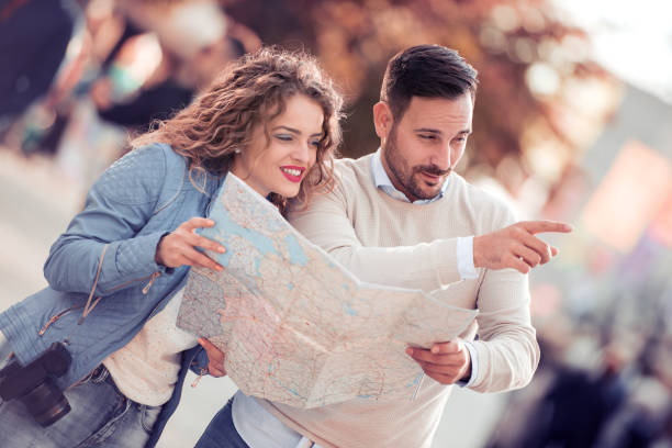 istock Couple of tourist 925530380