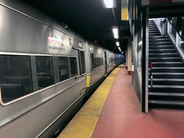 dworzec kolejowy - subway station new york city staircase manhattan zdjęcia i obrazy z banku zdjęć