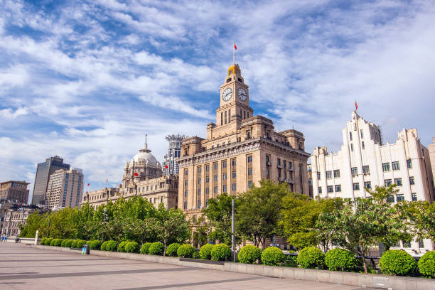istock Shanghai, China cityscape at the Bund 925553978
