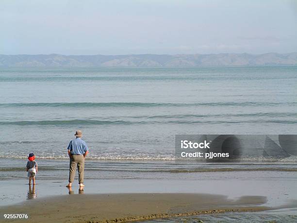 Insieme - Fotografie stock e altre immagini di Accudire - Accudire, Acqua, Adulto