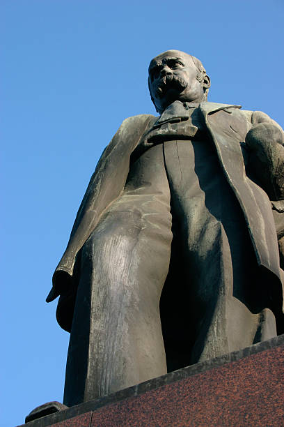 istock Taras Shevchenko monument in Kyiv. Ukhaine 92557149
