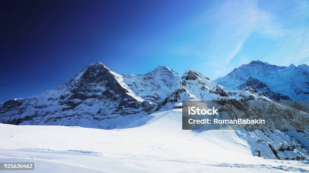 Jungfrau Eiger Monch Berggipfel Winter Schweizer Alpen Stockfoto und mehr Bilder von Alpen