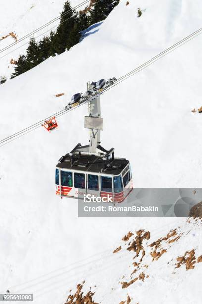 Seilbahnhütte Im Wintersport Resort Schweizer Alpen Männlichen Stockfoto und mehr Bilder von Alpen
