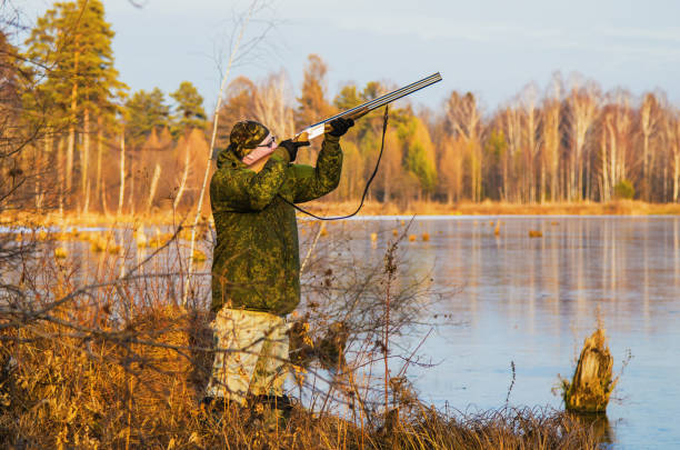 istock Duck hunting in late autumn 925653320