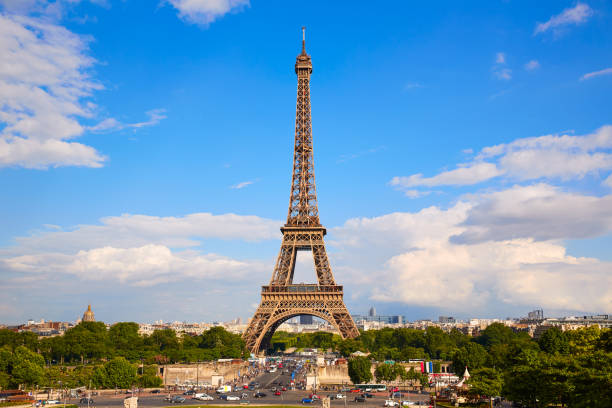 istock Eiffel Tower in Paris under blue sky France 925672136