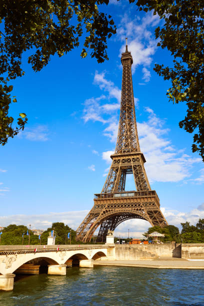 istock Eiffel Tower in Paris under blue sky France 925688296