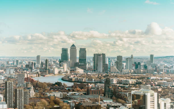 istock London Canary Wharf Skyline 925712556