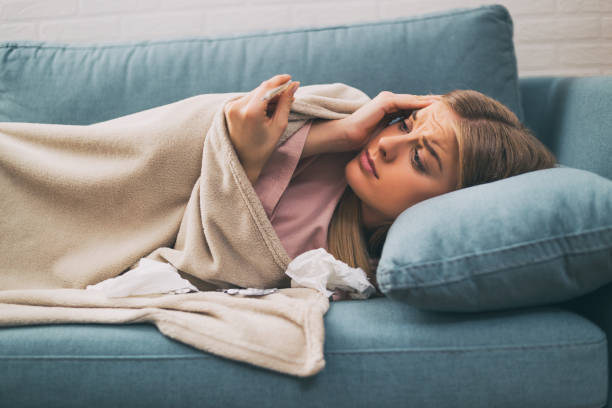 istock Woman having fever 925714242