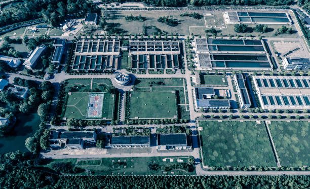 istock Water Treatment Plant 925726066