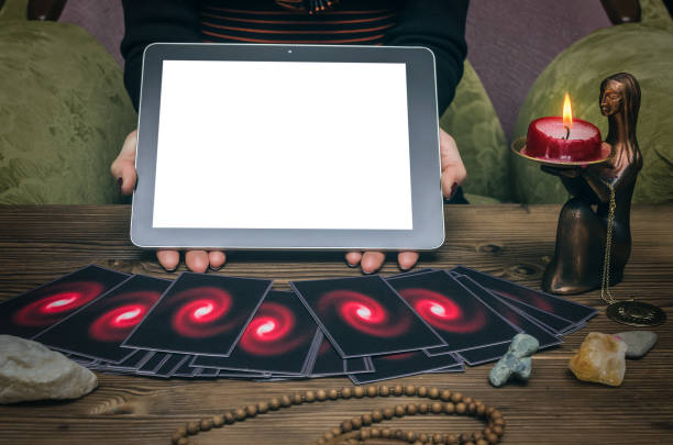 istock Internet tarot cards. Online future reading. Fortune teller. Foreteller. 925774300