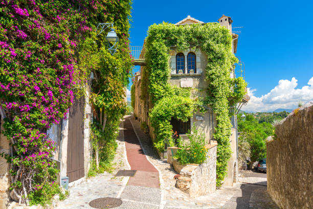 Beautiful architecture in Saint Paul de Vence in Provence, south France Amazing medieval town in south France french riviera stock pictures, royalty-free photos & images
